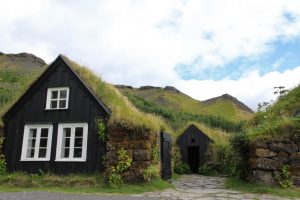 Premium Iceland Explorer 11 Days 27 AUG to 6 Sep 2025 AUD$10,995 14